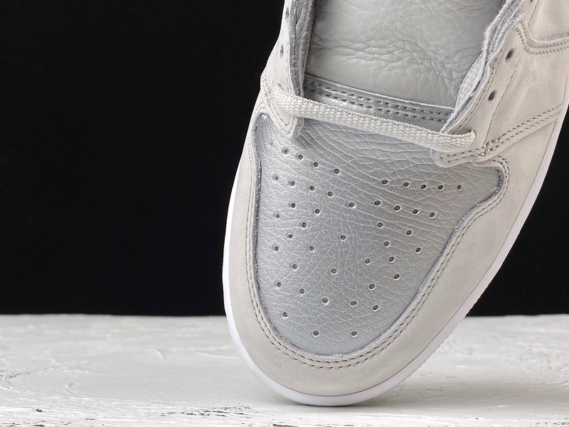 Air Jordan 1 High OG Japan